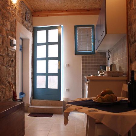 Lira - Studio Apartment Trogir Exterior foto