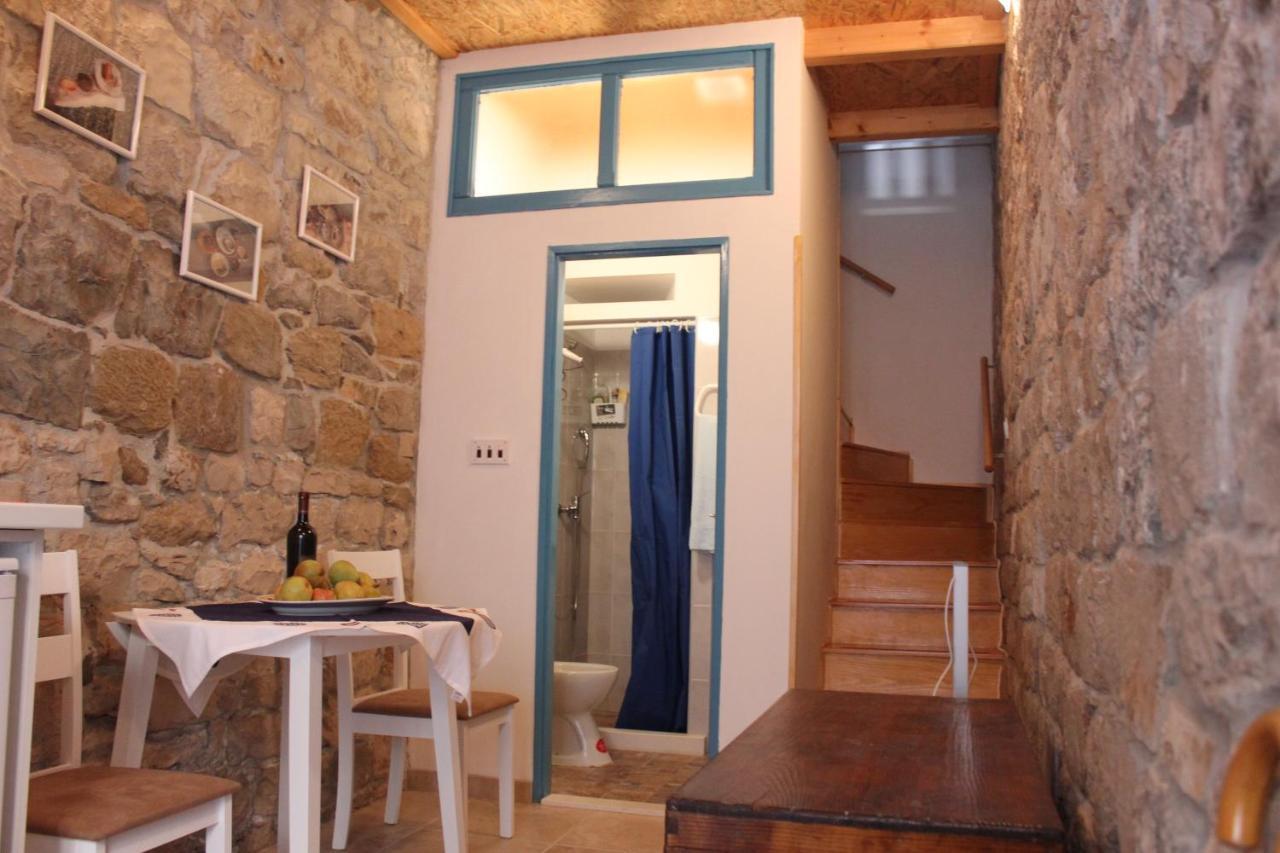 Lira - Studio Apartment Trogir Exterior foto